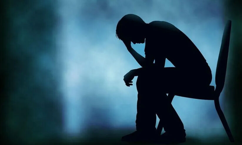 ഡിജിറ്റൽ ഡിപ്രഷൻ: നാല് വർഷത്തിനിടെ ആത്മഹത്യ ചെയ്തത് 41 കുട്ടികൾ ഡിജിറ്റൽ ഡിപ്രഷൻ: നാല് വർഷത്തിനിടെ ആത്മഹത്യ ചെയ്തത് 41 കുട്ടികൾ