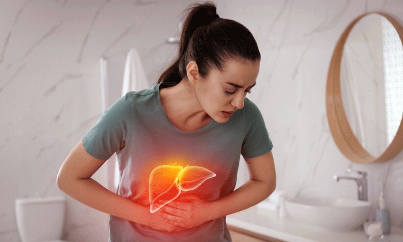 ലിവർ സിറോസിസ് കാൻസറായി മാറുമോ? ശരീരത്തെ മൊത്തത്തില് പ്രതിസന്ധിയിലാക്കുന്ന കരൾരോഗത്തിന്റെ ലക്ഷണവും ചികിത്സയുമറിയാം ലിവർ സിറോസിസ് കാൻസറായി മാറുമോ? ശരീരത്തെ മൊത്തത്തില് പ്രതിസന്ധിയിലാക്കുന്ന കരൾരോഗത്തിന്റെ ലക്ഷണവും ചികിത്സയുമറിയാം