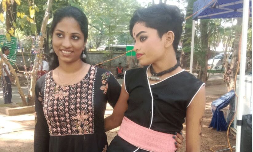 കലയുടെ സൗഹൃദ വിജയഗാഥ; ഒ​മ്പ​താം ക്ലാ​സു​കാ​ര​നിലെ നർത്തകനെ കണ്ടെത്തിയത് സുഹൃത്ത്