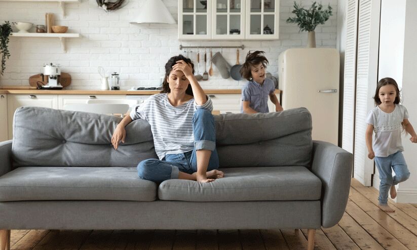 ‘ഭാര്യക്ക് ജോലിയൊന്നുമില്ല, ഹൗസ്​ വൈഫാണ്​’ -ഒരു കുറ്റബോധവുമില്ലാതെ ആളുകൾ പറയുന്ന വലിയ നുണ