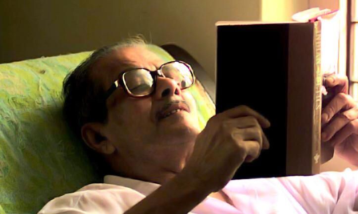 അധികാരത്തിന്റെ നിഗൂഢമായ കളിയരങ്ങ് അധികാരത്തിന്റെ നിഗൂഢമായ കളിയരങ്ങ്