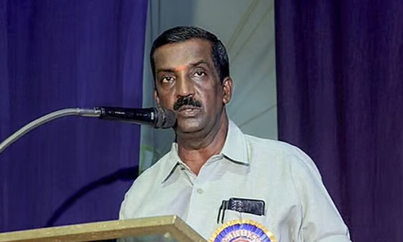 കൗൺസിലറുടെ ആത്മഹത്യ; സഹായിച്ചവർ കൈമലർത്തി, അനിൽ മാനസികമായി തകർന്നിരുന്നെന്ന് ജീവനക്കാരിയുടെ മൊഴി കൗൺസിലറുടെ ആത്മഹത്യ; സഹായിച്ചവർ കൈമലർത്തി, അനിൽ മാനസികമായി തകർന്നിരുന്നെന്ന് ജീവനക്കാരിയുടെ മൊഴി