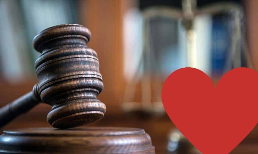 സഹപാഠിയുമായുള്ള പ്രണയത്തിന് ഹൈകോടതിയുടെ പച്ചക്കൊടി; പോക്സോ കേസ് റദ്ദാക്കി സഹപാഠിയുമായുള്ള പ്രണയത്തിന് ഹൈകോടതിയുടെ പച്ചക്കൊടി; പോക്സോ കേസ് റദ്ദാക്കി