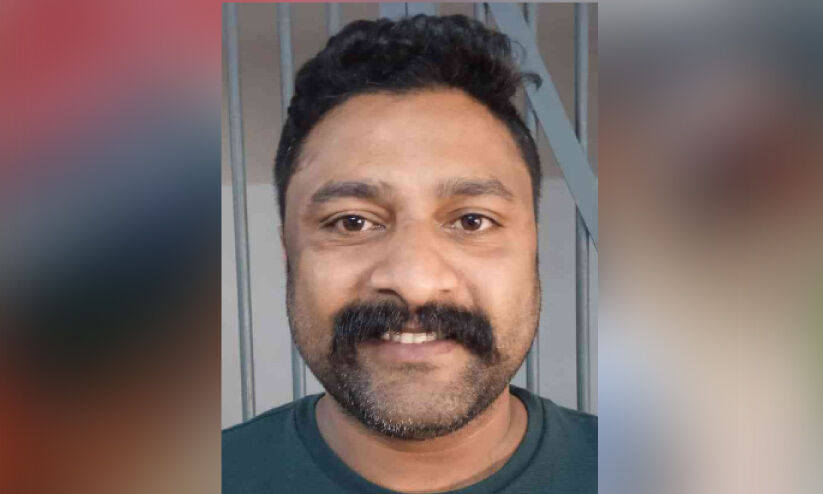 യുവാക്കളെ കുത്തിക്കൊല്ലാൻ ശ്രമിച്ച കേസിലെ മുഖ്യപ്രതി പിടിയിൽ യുവാക്കളെ കുത്തിക്കൊല്ലാൻ ശ്രമിച്ച കേസിലെ മുഖ്യപ്രതി പിടിയിൽ