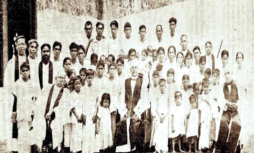 കേരളത്തിലെ ക്രിസ്ത്യാനികൾ: ഈഴവരെ മുൻനിർത്തി ഒരു ആലോചന കേരളത്തിലെ ക്രിസ്ത്യാനികൾ: ഈഴവരെ മുൻനിർത്തി ഒരു ആലോചന