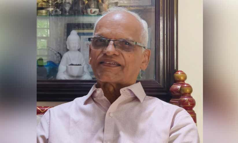 അഡ്വ. പരമേശ്വരന്റെ നിയമ ജീവിതത്തിന് അഞ്ചര പതിറ്റാണ്ടിന്റെ തിളക്കം അഡ്വ. പരമേശ്വരന്റെ നിയമ ജീവിതത്തിന് അഞ്ചര പതിറ്റാണ്ടിന്റെ തിളക്കം