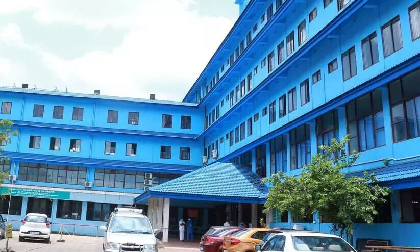 രജിസ്ട്രേഷൻ ലഭിച്ചില്ല; ഹൗസ് സർജൻമാരെ ജൂനിയർ റസിഡന്റുമാരാക്കുന്നത് ഉടനില്ല രജിസ്ട്രേഷൻ ലഭിച്ചില്ല; ഹൗസ് സർജൻമാരെ ജൂനിയർ റസിഡന്റുമാരാക്കുന്നത് ഉടനില്ല