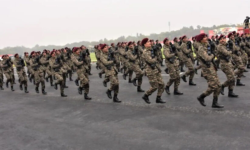 കണ്ണൂർ കന്റോൺമെന്റ് പ്രദേശം വീണ്ടും വഴിയടക്കാൻ പട്ടാളം കണ്ണൂർ കന്റോൺമെന്റ് പ്രദേശം വീണ്ടും വഴിയടക്കാൻ പട്ടാളം