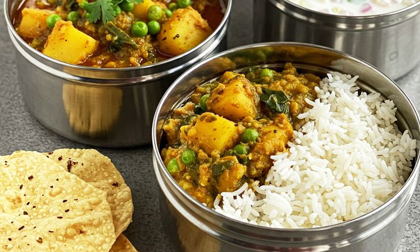 ‘മൈക്രോഗ്രീൻസ് ചമ്മന്തി, കാരറ്റ് പായസം, റാഗി ബോൾസ്’; സ്കൂൾ ഉച്ചഭക്ഷണത്തിലെ മാറ്റങ്ങൾ ‘മൈക്രോഗ്രീൻസ് ചമ്മന്തി, കാരറ്റ് പായസം, റാഗി ബോൾസ്’; സ്കൂൾ ഉച്ചഭക്ഷണത്തിലെ മാറ്റങ്ങൾ