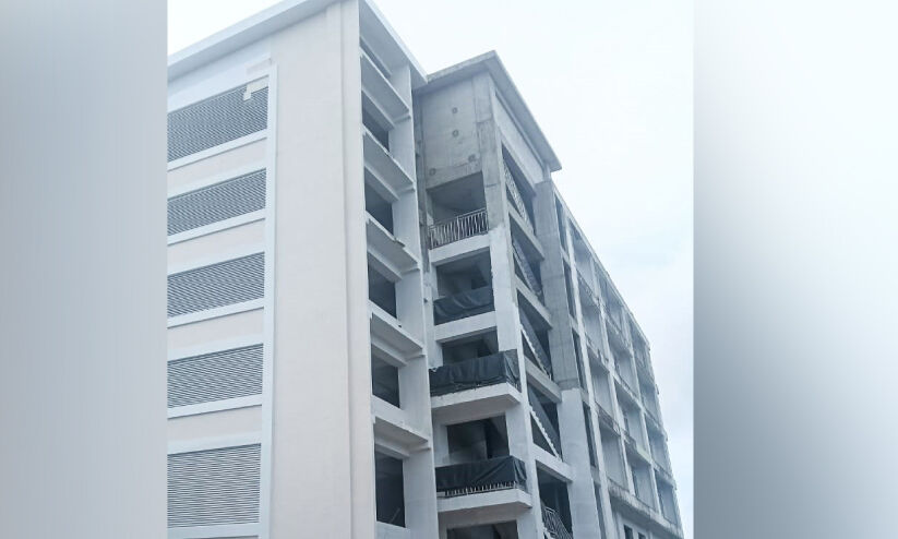 ഒരുങ്ങുന്നു ആറുനിലകളിൽ തുറവൂർ താലൂക്ക് ആശുപത്രി കെട്ടിടം ഒരുങ്ങുന്നു ആറുനിലകളിൽ തുറവൂർ താലൂക്ക് ആശുപത്രി കെട്ടിടം