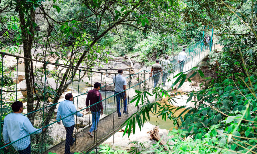 പുലിമടയിലേക്ക് സ്വാഗതം