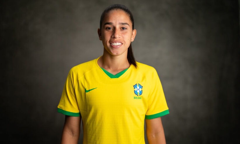 റഫായിലാ വന്നു, ചരിത്രം വഴിമാറി; ബ്രസീലിയൻ വനിതാ താരത്തിന്റെ വിസ്മയ ജീവിതം റഫായിലാ വന്നു, ചരിത്രം വഴിമാറി; ബ്രസീലിയൻ വനിതാ താരത്തിന്റെ വിസ്മയ ജീവിതം