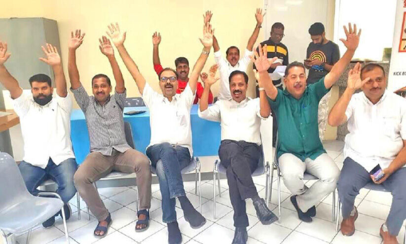 പു​തു​പ്പ​ള്ളി വി​ജ​യം  സ​ർ​ക്കാ​റി​നെ​തി​രാ​യ പ്ര​തി​ക​ര​ണം -ഇ​ൻ​കാ​സ്​