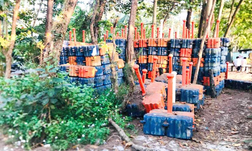 മുഴപ്പിലങ്ങാട് ബീച്ചിൽ ഫ്ലോട്ടിങ് ബ്രിഡ്ജിന് അകാല ചരമം മുഴപ്പിലങ്ങാട് ബീച്ചിൽ ഫ്ലോട്ടിങ് ബ്രിഡ്ജിന് അകാല ചരമം