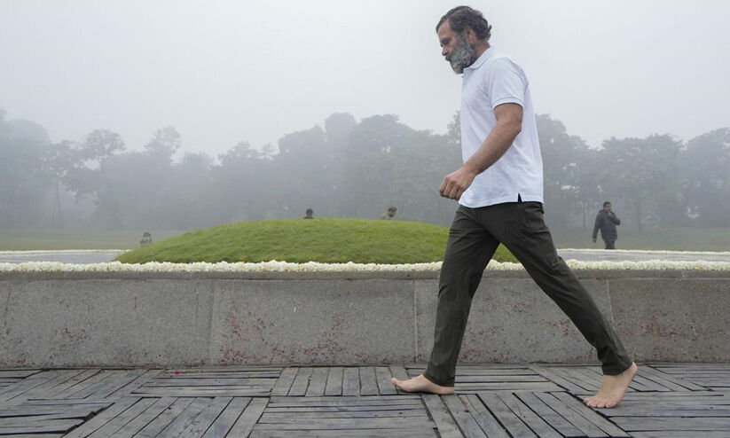 ഡൽഹിയിലെ കൊടുംശൈത്യത്തിലും രാഹുൽ ഗാന്ധിക്ക് തണുക്കാത്തതെന്ത്; ഉത്തരം ഇതാണ് ഡൽഹിയിലെ കൊടുംശൈത്യത്തിലും രാഹുൽ ഗാന്ധിക്ക് തണുക്കാത്തതെന്ത്; ഉത്തരം ഇതാണ്