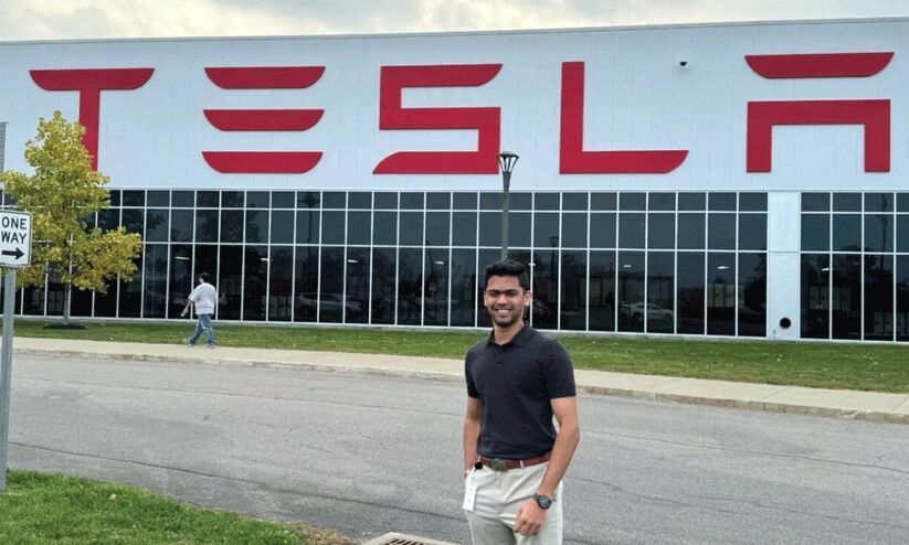 ടെസ്ല നൽകിയ ‘പണി’ ടെസ്ല നൽകിയ ‘പണി’
