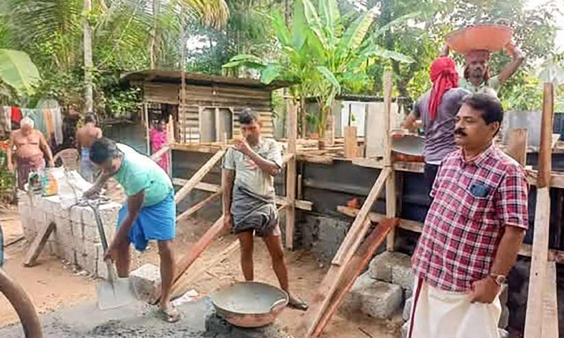 കരീമിന്‍റെ കൈത്താങ്ങിൽ ഉയരുന്നു, ‘ചോരാത്ത വീടുകൾ’