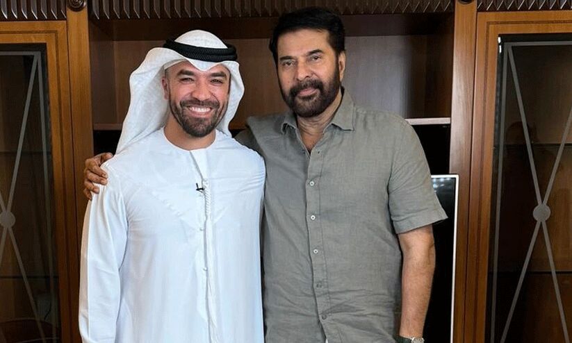 മമ്മൂട്ടിയെ അഭിമുഖം നടത്തി കേരളക്കരയുടെ ഇഷ്ടം പിടിച്ചുപറ്റിയ അറബ് വ്ലോഗർ ഖാലിദ് അൽ അമീരി മനസ്സ് തുറക്കുന്നു മമ്മൂട്ടിയെ അഭിമുഖം നടത്തി കേരളക്കരയുടെ ഇഷ്ടം പിടിച്ചുപറ്റിയ അറബ് വ്ലോഗർ ഖാലിദ് അൽ അമീരി മനസ്സ് തുറക്കുന്നു