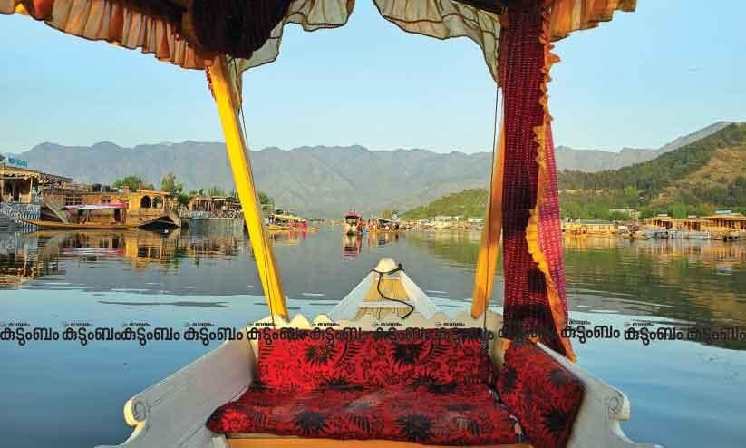 ഭൂമിയിലെ പറുദീസയിലേക്ക് ഒരു പെൺയാത്ര: ഫാത്തിമ തസ്‍ലീമയുടെ കേരള ടു കശ്മീർ സോളോ ട്രാവൽ...