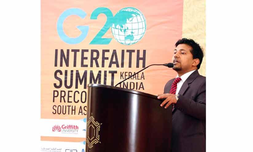 ‘നായർ സമൂഹത്തിൽനിന്നല്ല ഇവിടെ സ്ത്രീ കേന്ദ്രീകൃത ഇസ്ലാം രൂപപ്പെട്ടത്’ ‘നായർ സമൂഹത്തിൽനിന്നല്ല ഇവിടെ സ്ത്രീ കേന്ദ്രീകൃത ഇസ്ലാം രൂപപ്പെട്ടത്’