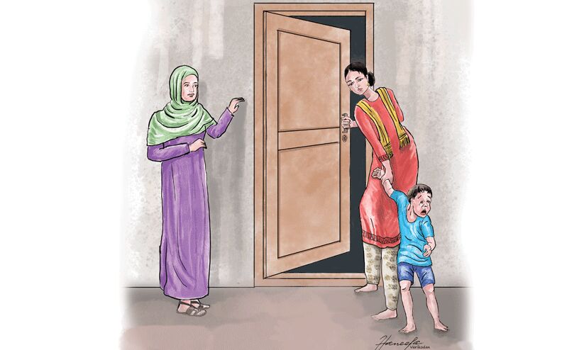 കരഞ്ഞ് പിന്നാലെ ഓടിയ കുഞ്ഞിനെ പിടിച്ചുവലിച്ച് വീടിന്‍റെ അകത്താക്കി പുറത്തുനിന്ന് പൂട്ടി ആ അമ്മ നടന്നകന്നു...