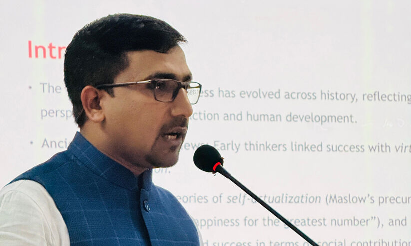 ഇരട്ട ഡോക്ടറേറ്റ് നിറവിൽ റാശിദ് ഗസ്സാലി ഇരട്ട ഡോക്ടറേറ്റ് നിറവിൽ റാശിദ് ഗസ്സാലി