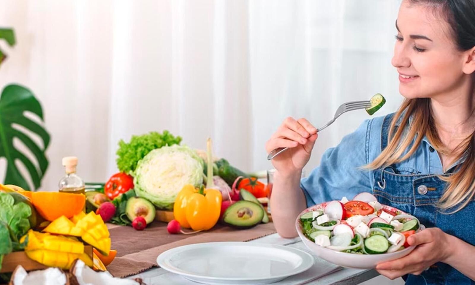 മഴക്കാലമാണ്, മണ്സൂണ് ബ്ലൂസിനെ അകറ്റാന് ഈ ഡയറ്റ് ശീലമാക്കാം മഴക്കാലമാണ്, മണ്സൂണ് ബ്ലൂസിനെ അകറ്റാന് ഈ ഡയറ്റ് ശീലമാക്കാം