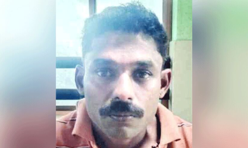 ആദിവാസി വയോധികയുടെ മാല പൊട്ടിച്ച യുവാവ് അറസ്റ്റിൽ ആദിവാസി വയോധികയുടെ മാല പൊട്ടിച്ച യുവാവ് അറസ്റ്റിൽ