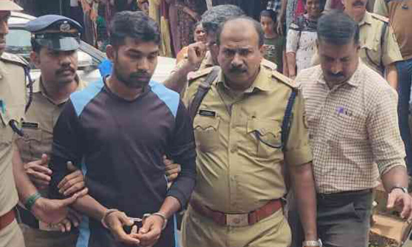 ഉറങ്ങിക്കിടന്ന പെൺകുട്ടിയെ തട്ടിക്കൊണ്ടുപോയി പീഡിപ്പിച്ച കേസിൽ പ്രതിക്ക് മരണം വരെ ശിക്ഷ ഉറങ്ങിക്കിടന്ന പെൺകുട്ടിയെ തട്ടിക്കൊണ്ടുപോയി പീഡിപ്പിച്ച കേസിൽ പ്രതിക്ക് മരണം വരെ ശിക്ഷ