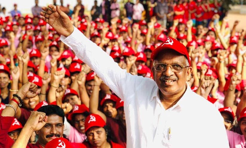 ‘കണ്ണൂരിൻ താരകമല്ലോ, ചെഞ്ചോരപ്പൊന്‍ കതിരല്ലോ’; സെക്രട്ടേറിയറ്റ് അംഗത്വം കിട്ടാക്കനിയാക്കിയത്  വാഴ്ത്തുപാട്ടോ, പാർട്ടിക്ക് അപ്പുറത്തേക്ക് വളർത്തിയ പി.ജെ ആർമിയോ..?