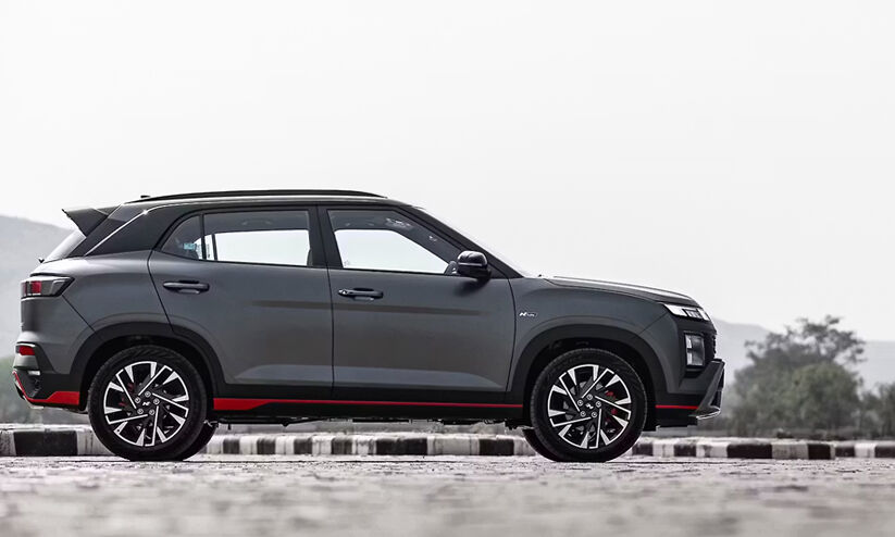 തരംഗമായി ഹ്യുണ്ടായ് ക്രെറ്റ; ജൈത്രയാത്രക്ക് പത്ത് വർഷം! തരംഗമായി ഹ്യുണ്ടായ് ക്രെറ്റ; ജൈത്രയാത്രക്ക് പത്ത് വർഷം!