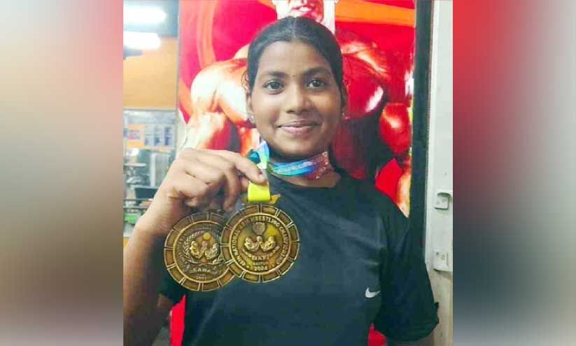 പഞ്ചഗുസ്തിയിൽ താരമാകാൻ വൈഗ ബിനോയ് പഞ്ചഗുസ്തിയിൽ താരമാകാൻ വൈഗ ബിനോയ്