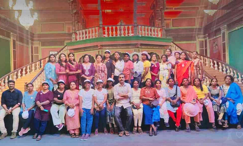 മറ്റൊരു വിമാന യാത്രയുടെ അനുഭൂതിയില്‍ കപ്പൂർ പഞ്ചായത്തിലെ ഹരിത കർമസേന