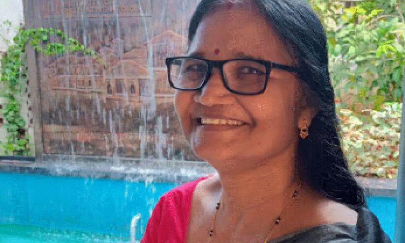 മീനാകുമാരി ഇന്ന് പടിയിറങ്ങും; സാന്ത്വന പരിചരണം യാഥാർഥ്യമാക്കിയ ആത്മസംതൃപ്തിയോടെ മീനാകുമാരി ഇന്ന് പടിയിറങ്ങും; സാന്ത്വന പരിചരണം യാഥാർഥ്യമാക്കിയ ആത്മസംതൃപ്തിയോടെ