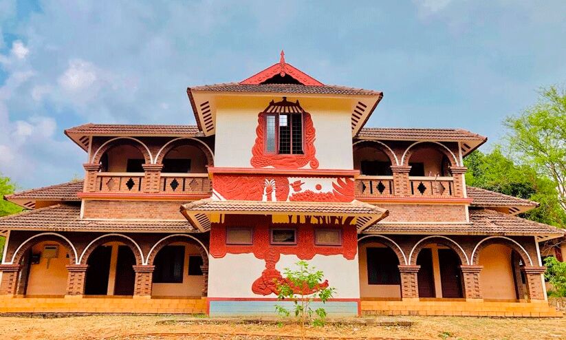 കലാമണ്ഡലം സ്കൂൾ  പ്രവേശനത്തിൽ അനിശ്ചിതത്വം