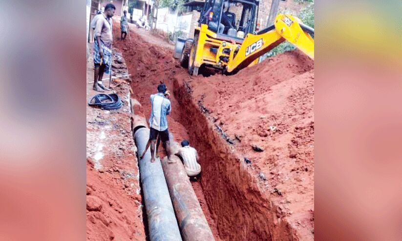 പള്ളിമുക്ക് എന്ന പ്ലംബര്മാരുടെ ഗ്രാമം പള്ളിമുക്ക് എന്ന പ്ലംബര്മാരുടെ ഗ്രാമം