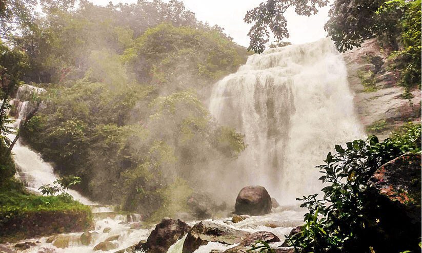 വെംബ്ലിയിലേക്കു വരൂ, വെള്ളച്ചാട്ടങ്ങൾ കാണാം വെംബ്ലിയിലേക്കു വരൂ, വെള്ളച്ചാട്ടങ്ങൾ കാണാം