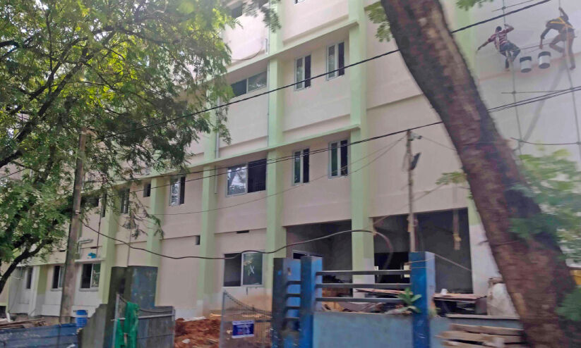 ബാ​ലു​ശ്ശേ​രി താ​ലൂ​ക്ക് ആ​ശു​പ​ത്രി പു​തി​യ കെ​ട്ടി​ടം ജൂ​ണി​ൽ പൂ​ർ​ത്തി​യാ​കും