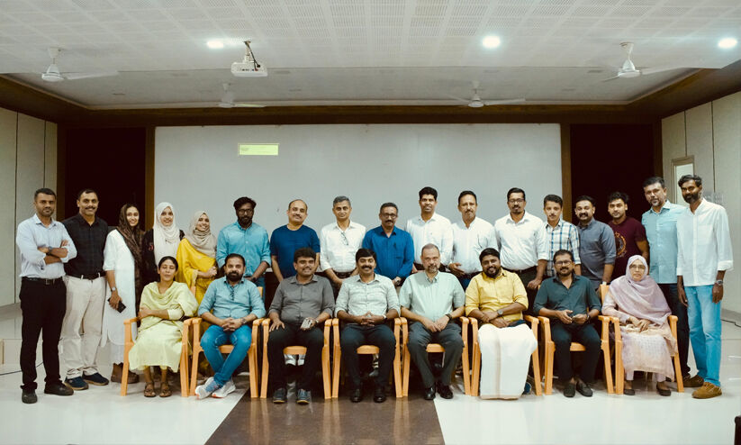 ബിസിനസ് രംഗത്തെ വളര്ച്ചയും വെല്ലുവിളികളും പങ്കുവെച്ച് സംരംഭകർ ബിസിനസ് രംഗത്തെ വളര്ച്ചയും വെല്ലുവിളികളും പങ്കുവെച്ച് സംരംഭകർ