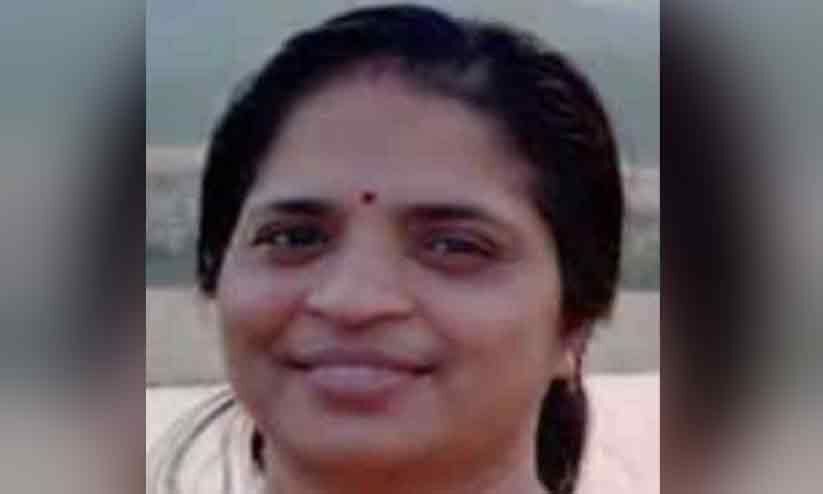 അധ്യാപികയെ മരിച്ച നിലയില് കണ്ടെത്തി; വിവരമറിഞ്ഞ് മകൾ ജീവനൊടുക്കാൻ ശ്രമിച്ചു അധ്യാപികയെ മരിച്ച നിലയില് കണ്ടെത്തി; വിവരമറിഞ്ഞ് മകൾ ജീവനൊടുക്കാൻ ശ്രമിച്ചു