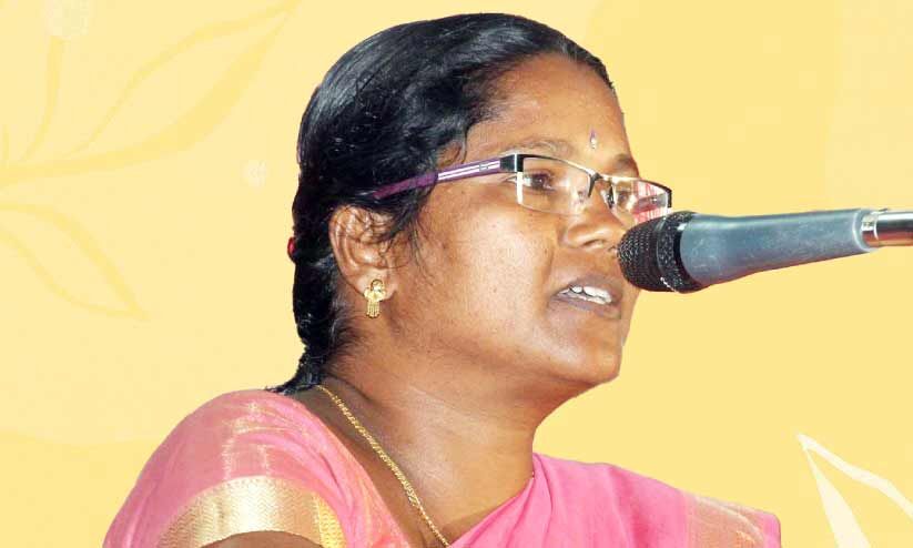 കേരളത്തിന്റെ മുഖ്യധാരയിൽ ഇപ്പോഴും ‘കാടിന് ഇടമില്ല; കാടിന്റെ മക്കൾക്കും’ കേരളത്തിന്റെ മുഖ്യധാരയിൽ ഇപ്പോഴും ‘കാടിന് ഇടമില്ല; കാടിന്റെ മക്കൾക്കും’