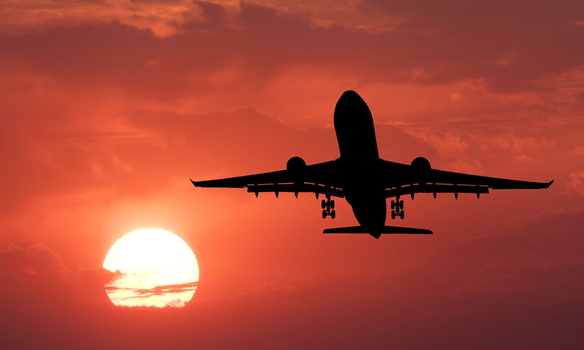 ഗൾഫിലേക്ക് അഞ്ചുമുതൽ പത്തിരട്ടി വരെ യാത്രാനിരക്ക് വർധിപ്പിച്ച് വിമാനക്കമ്പനികൾ ഗൾഫിലേക്ക് അഞ്ചുമുതൽ പത്തിരട്ടി വരെ യാത്രാനിരക്ക് വർധിപ്പിച്ച് വിമാനക്കമ്പനികൾ