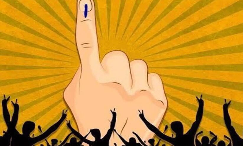 മാ​റ്റം ല​ക്ഷ്യ​മി​ട്ട്​ ഇ​രു​മു​ന്ന​ണി​യും