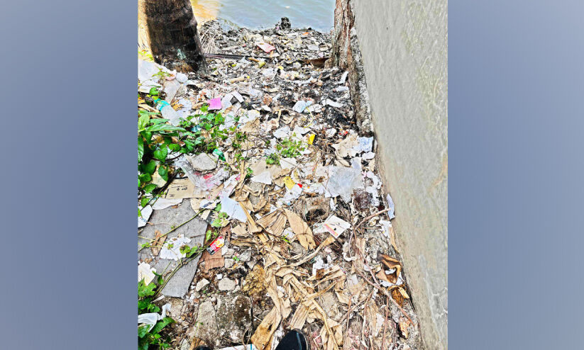 അശാസ്ത്രീയ മാലിന്യ സംസ്കരണം: 35,000 രൂപ പിഴയിട്ടു