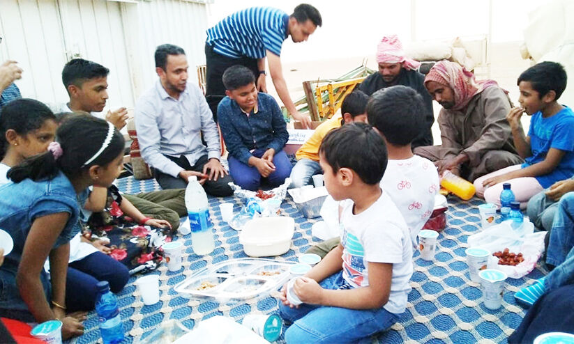 മരുഭൂമിയിലേക്കൊരു തീർഥാടനം മരുഭൂമിയിലേക്കൊരു തീർഥാടനം