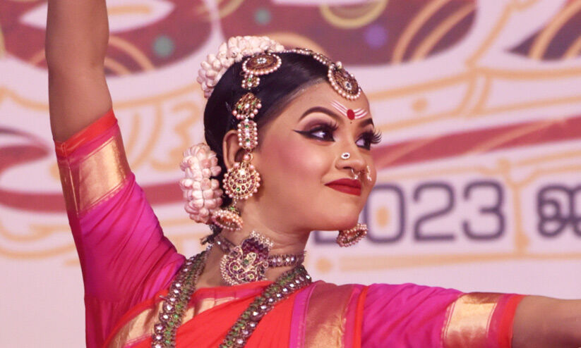 നിരഞ്ജൻ ശ്രീലക്ഷ്മി