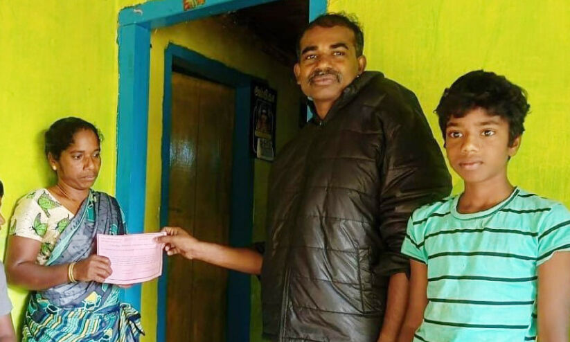 ഇ​ട​മ​ല​ക്കു​ടി​യി​ലെ​ വി​ദ്യാ​ർ​ഥി​ക​ൾ ചോദിക്കുന്നു; എ​ങ്ങ​നെ സ്കൂ​ളി​ലെ​ത്തും​?