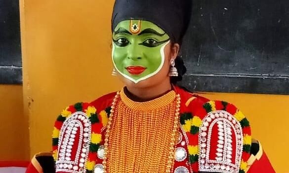 ഗോത്രകല കുടുംബത്തിൽ നിന്നൊരു തുള്ളൽക്കാരി