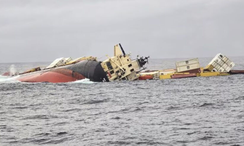 മുങ്ങിയ കപ്പൽ വീണ്ടെടുക്കൽ ദൗത്യം അവസാനിപ്പിക്കുന്നു മുങ്ങിയ കപ്പൽ വീണ്ടെടുക്കൽ ദൗത്യം അവസാനിപ്പിക്കുന്നു