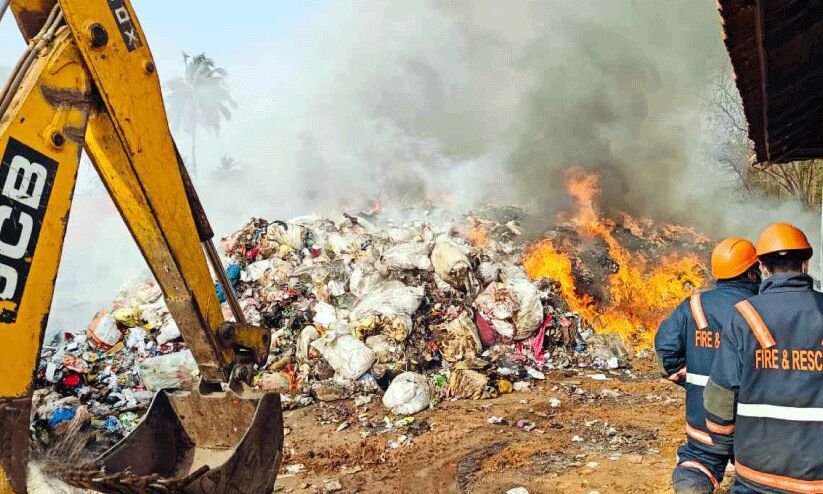 മാലിന്യ സംസ്കരണ പ്ലാന്റിന് തീപിടിച്ചു മാലിന്യ സംസ്കരണ പ്ലാന്റിന് തീപിടിച്ചു